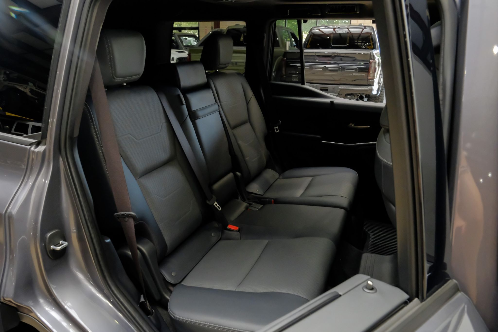 2025 Lexus GX - photo 6