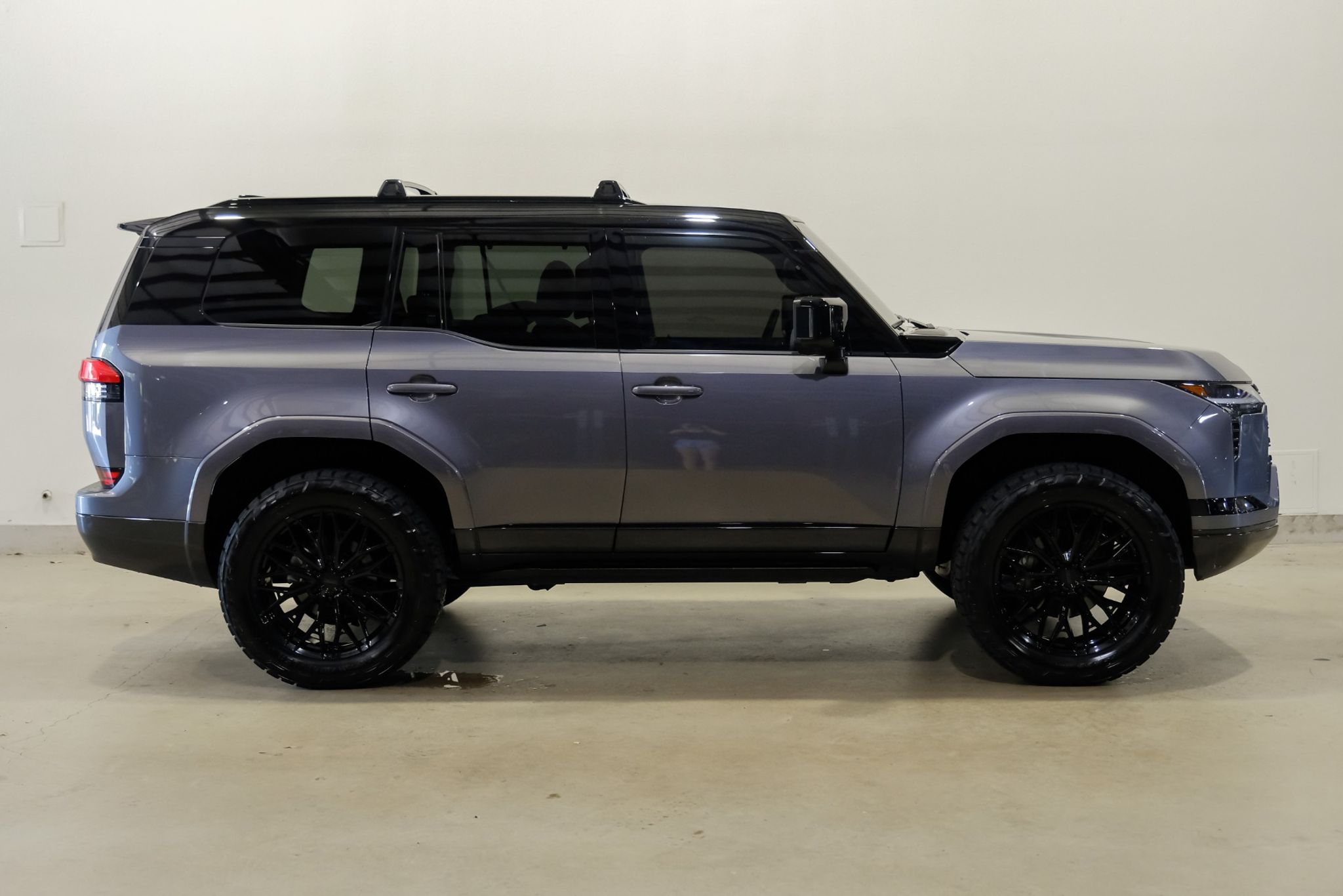 2025 Lexus GX - photo 8