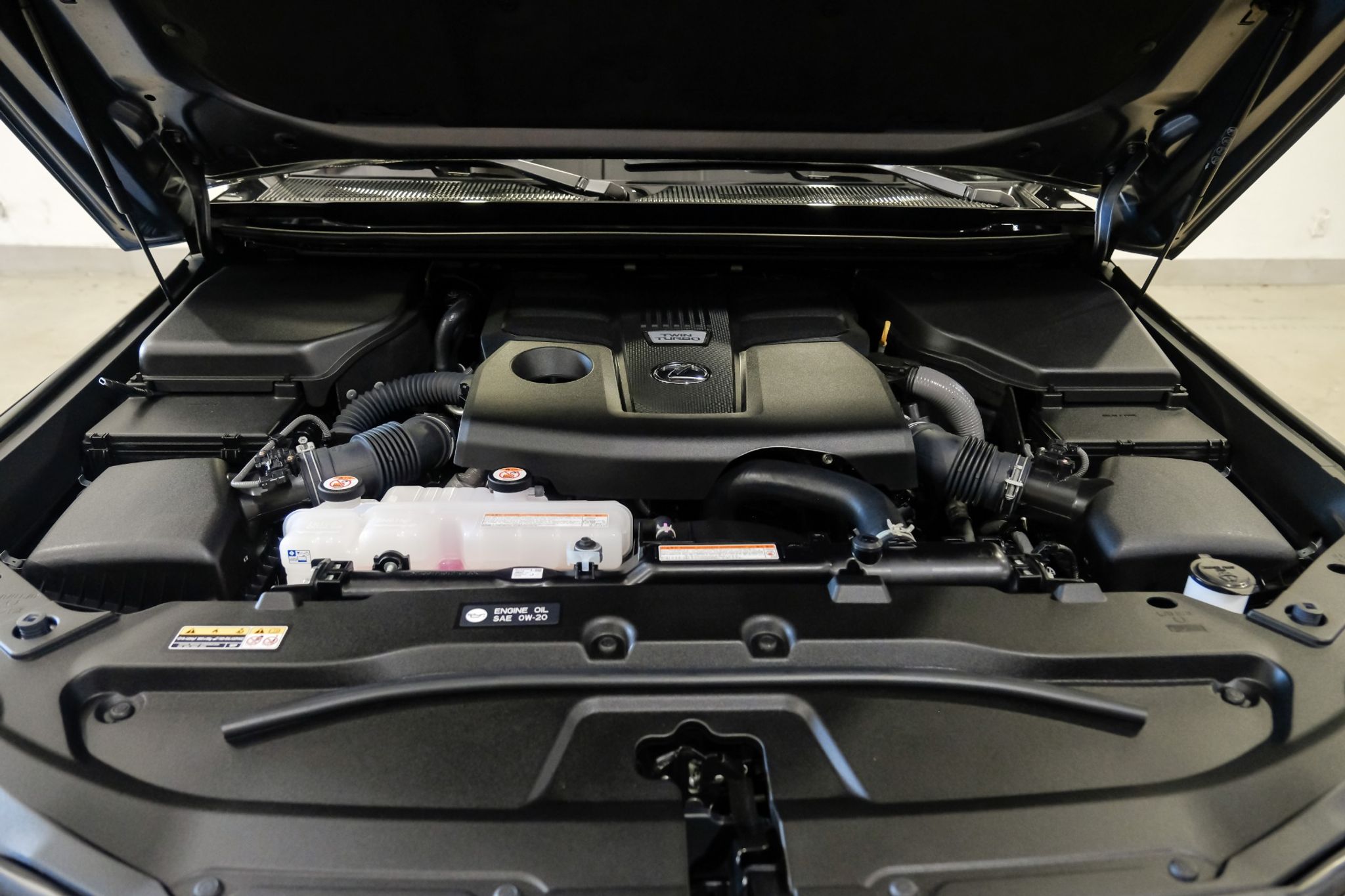 2025 Lexus GX - photo 13
