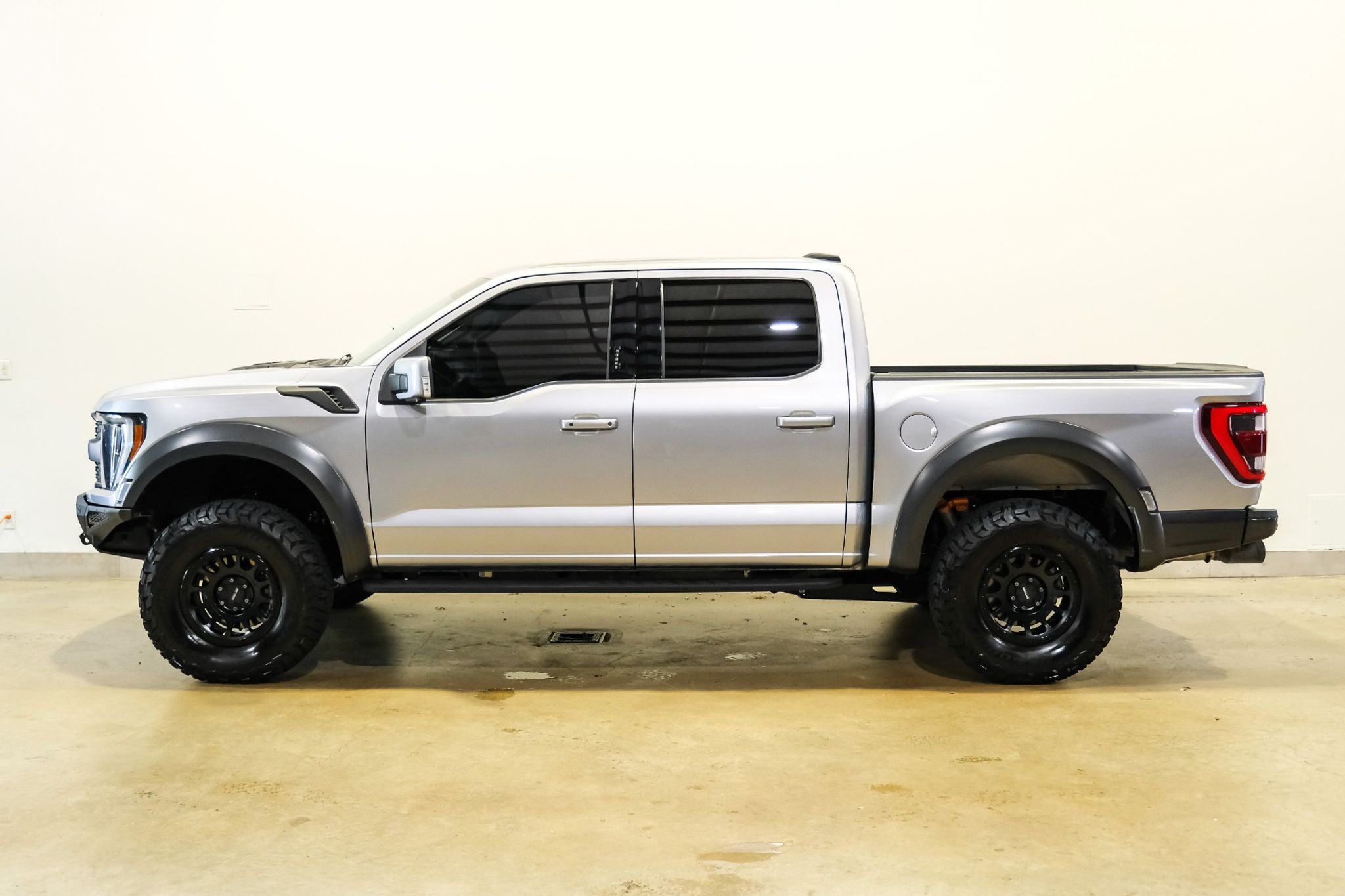 2023 Ford F-150 - photo 11