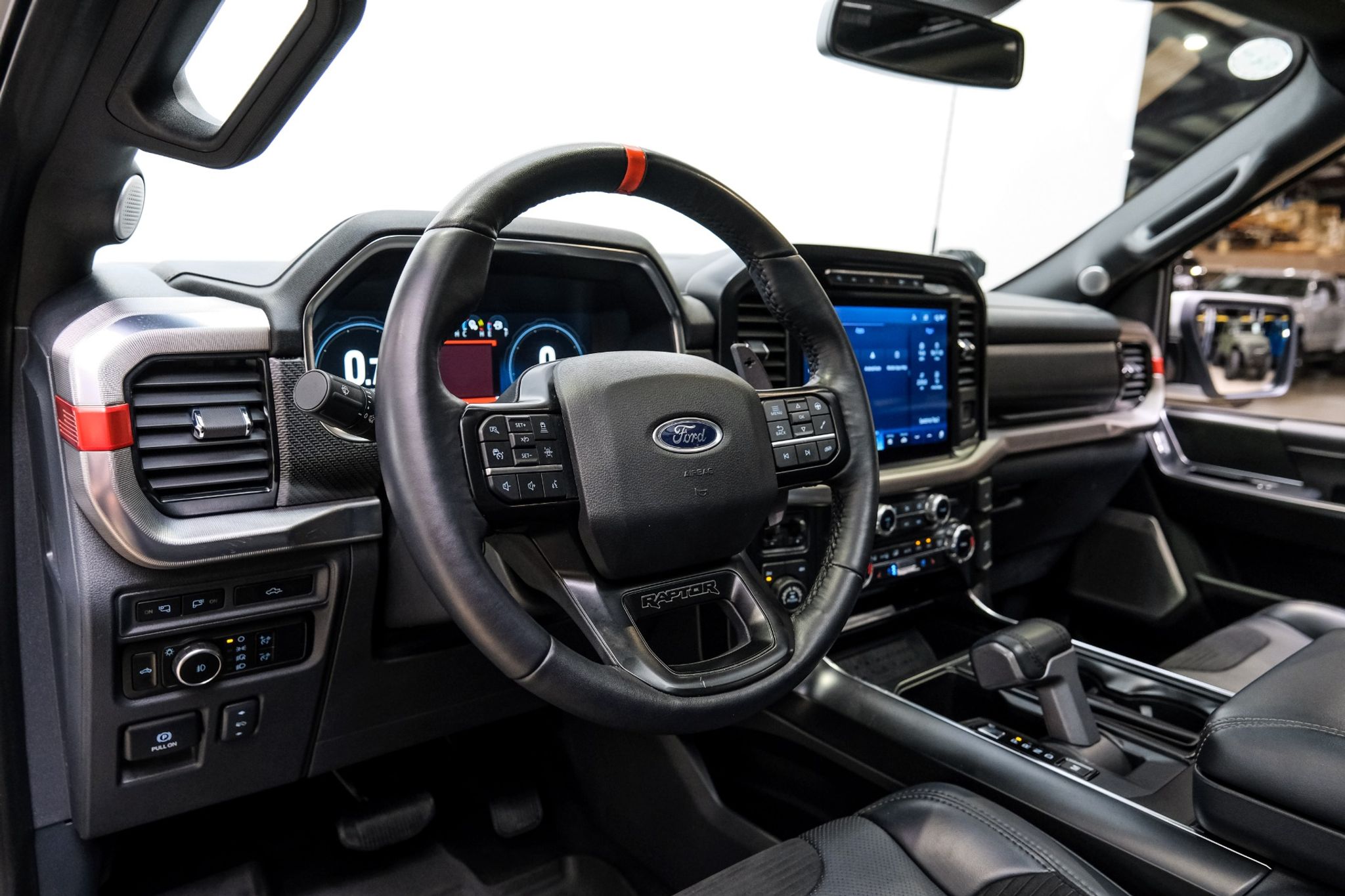 2023 Ford F-150 - photo 2