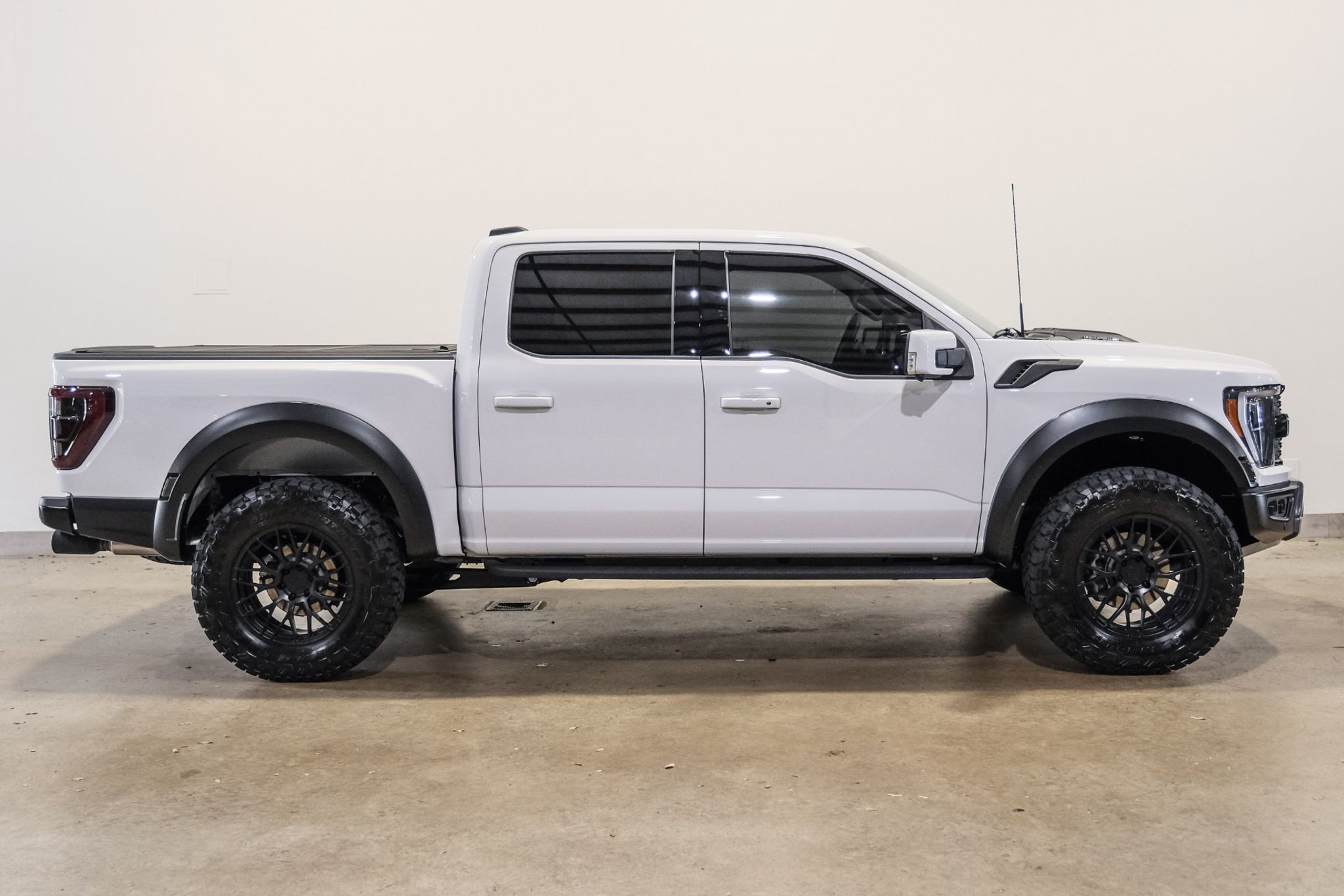 2023 Ford F-150 - photo 6
