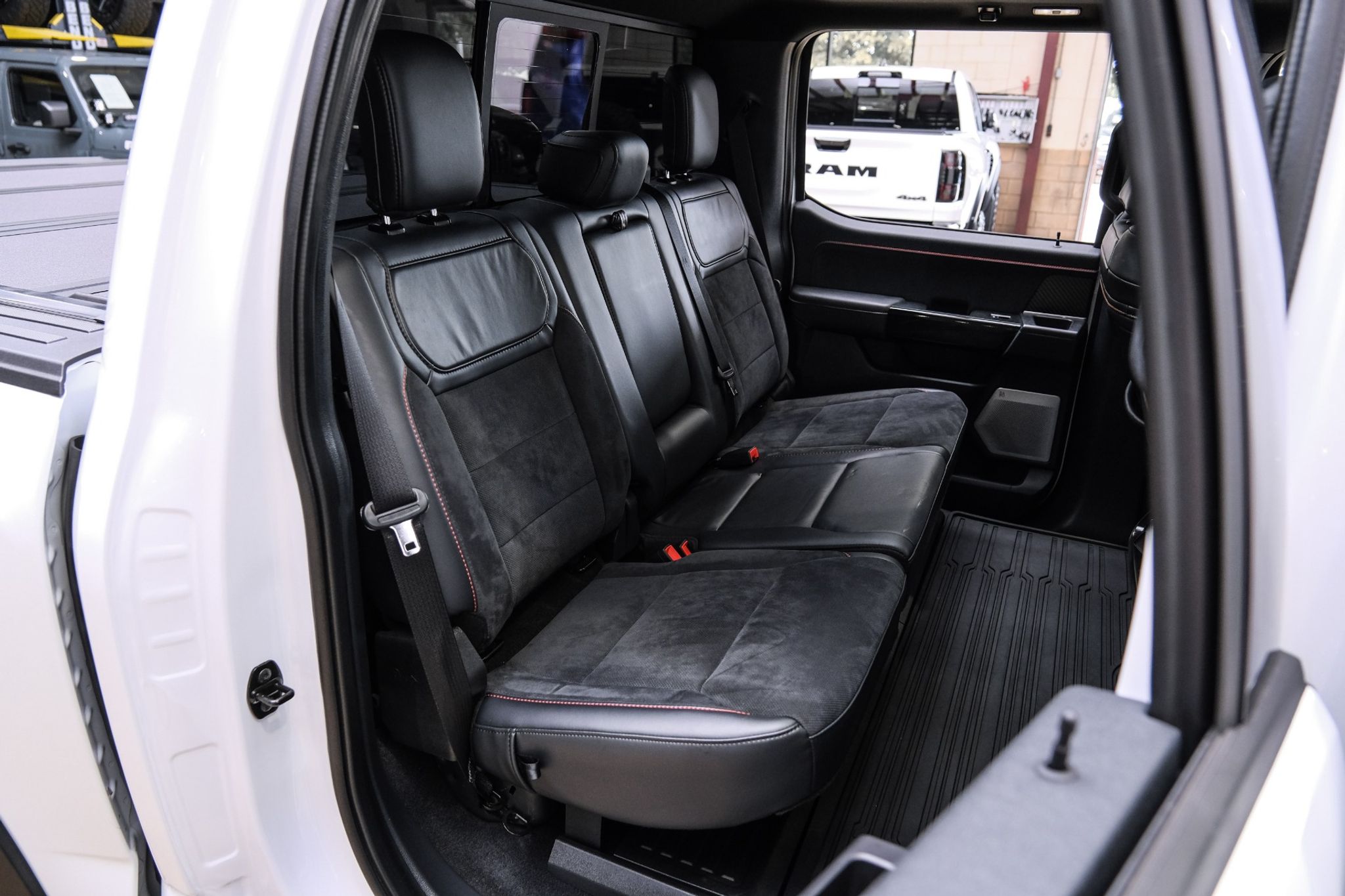 2023 Ford F-150 - photo 15