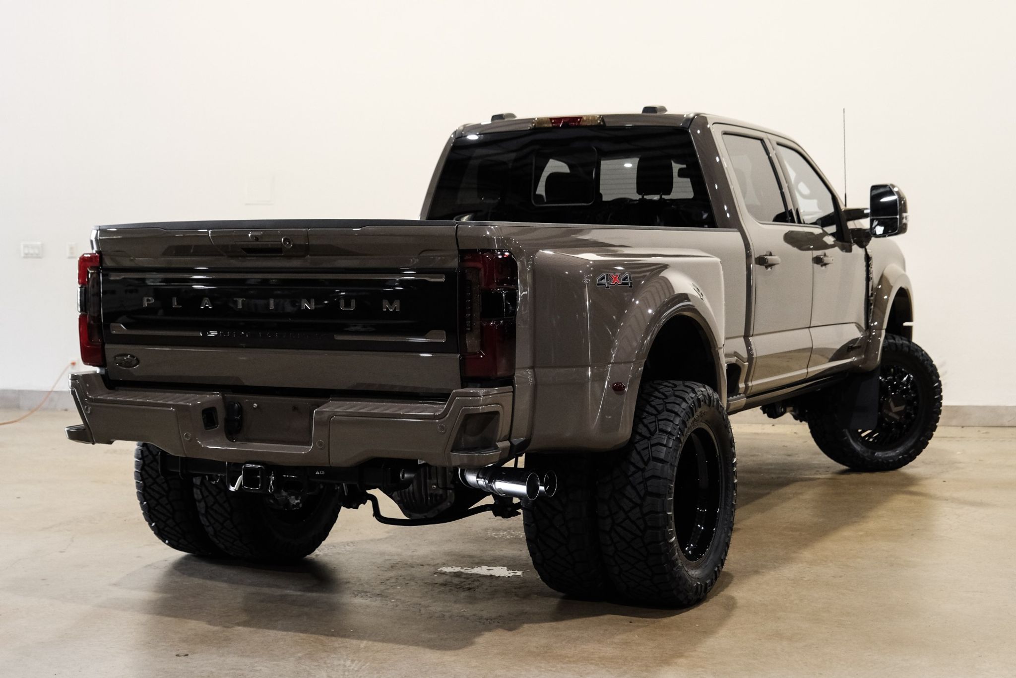 2026 Ford F-450 Super Duty - photo 6