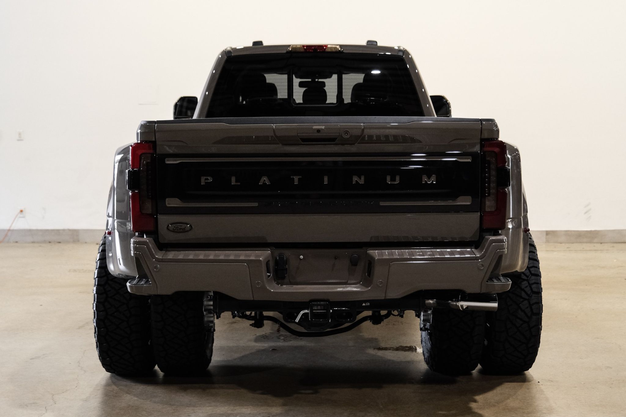 2026 Ford F-450 Super Duty - photo 7
