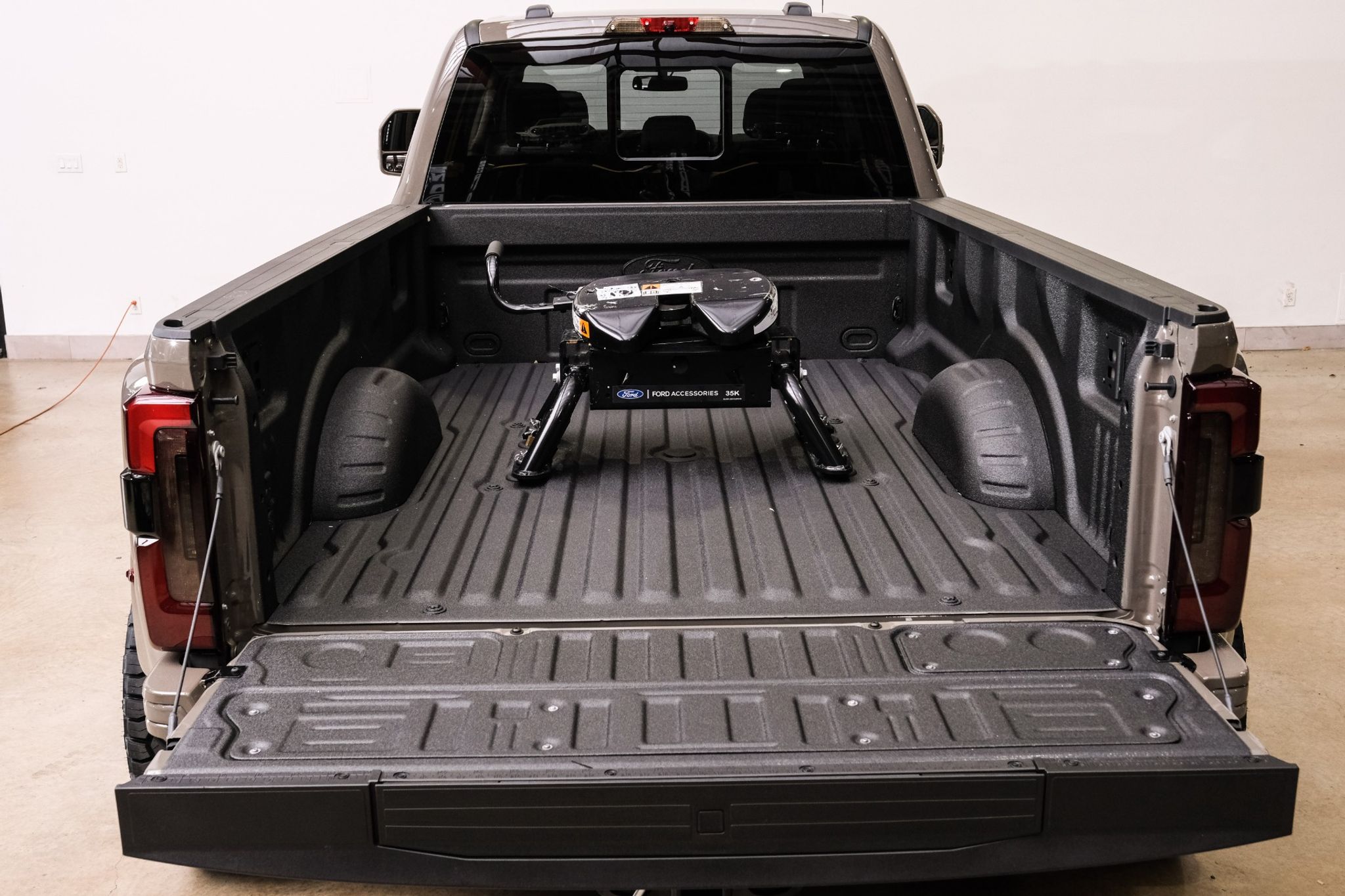 2026 Ford F-450 Super Duty - photo 10