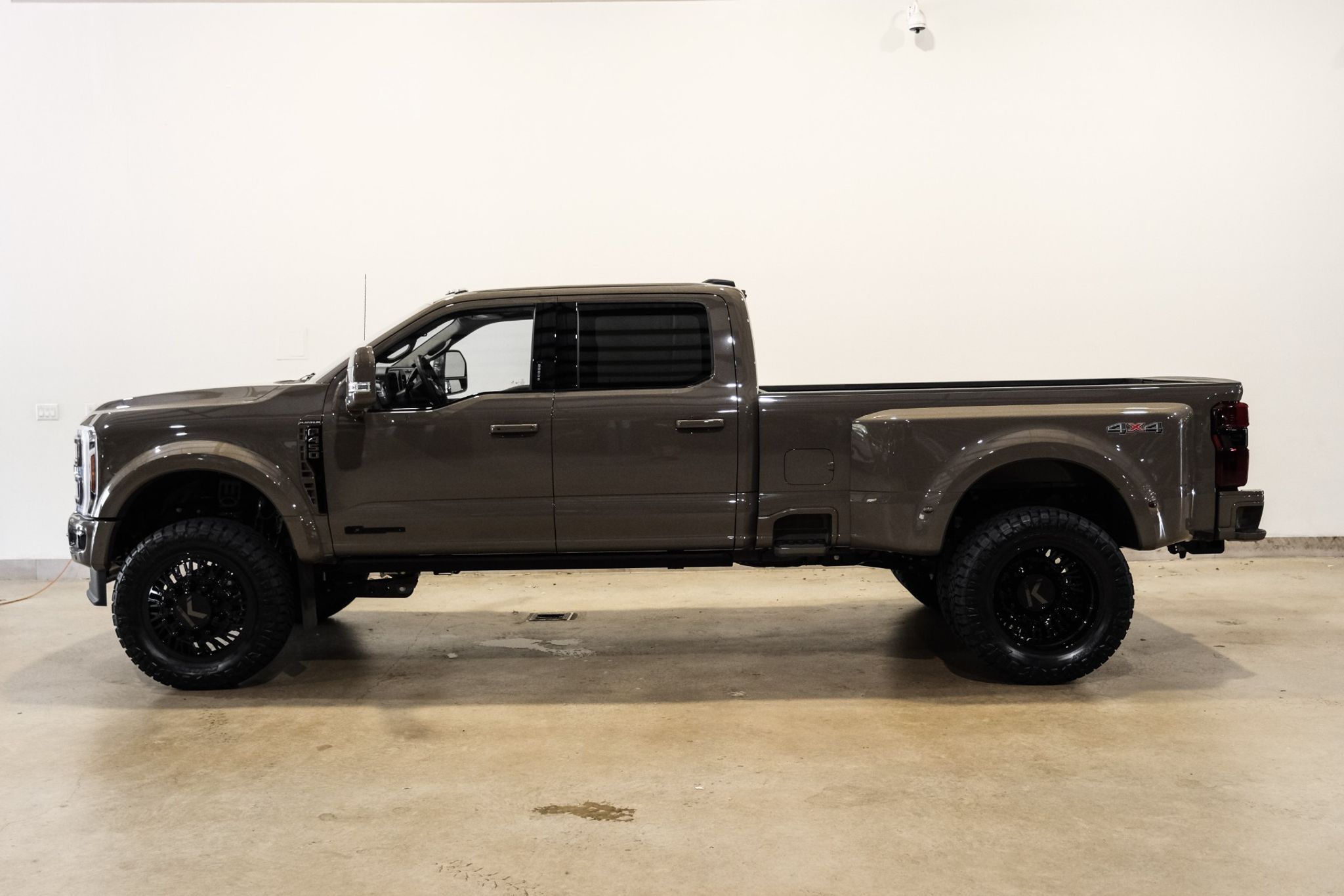 2026 Ford F-450 Super Duty - photo 11