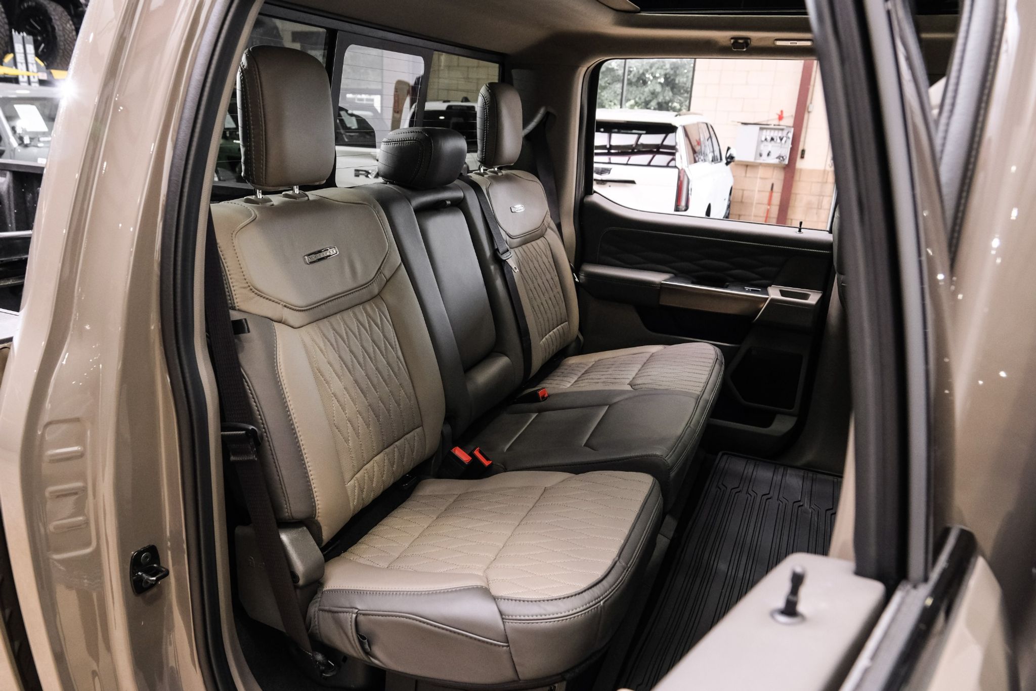 2026 Ford F-450 Super Duty - photo 13